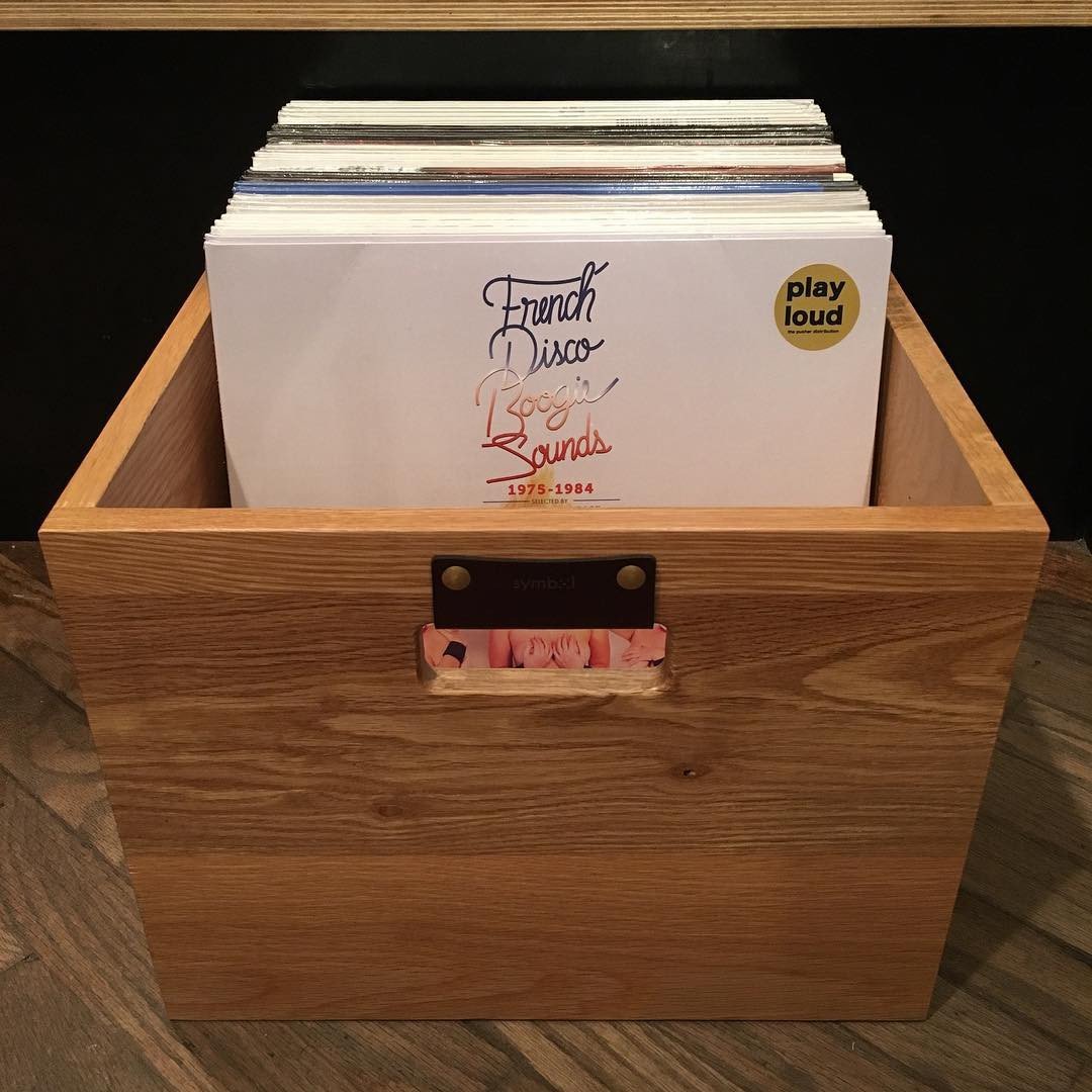 Symbol Audio: Dovetail Record Crate - Oak