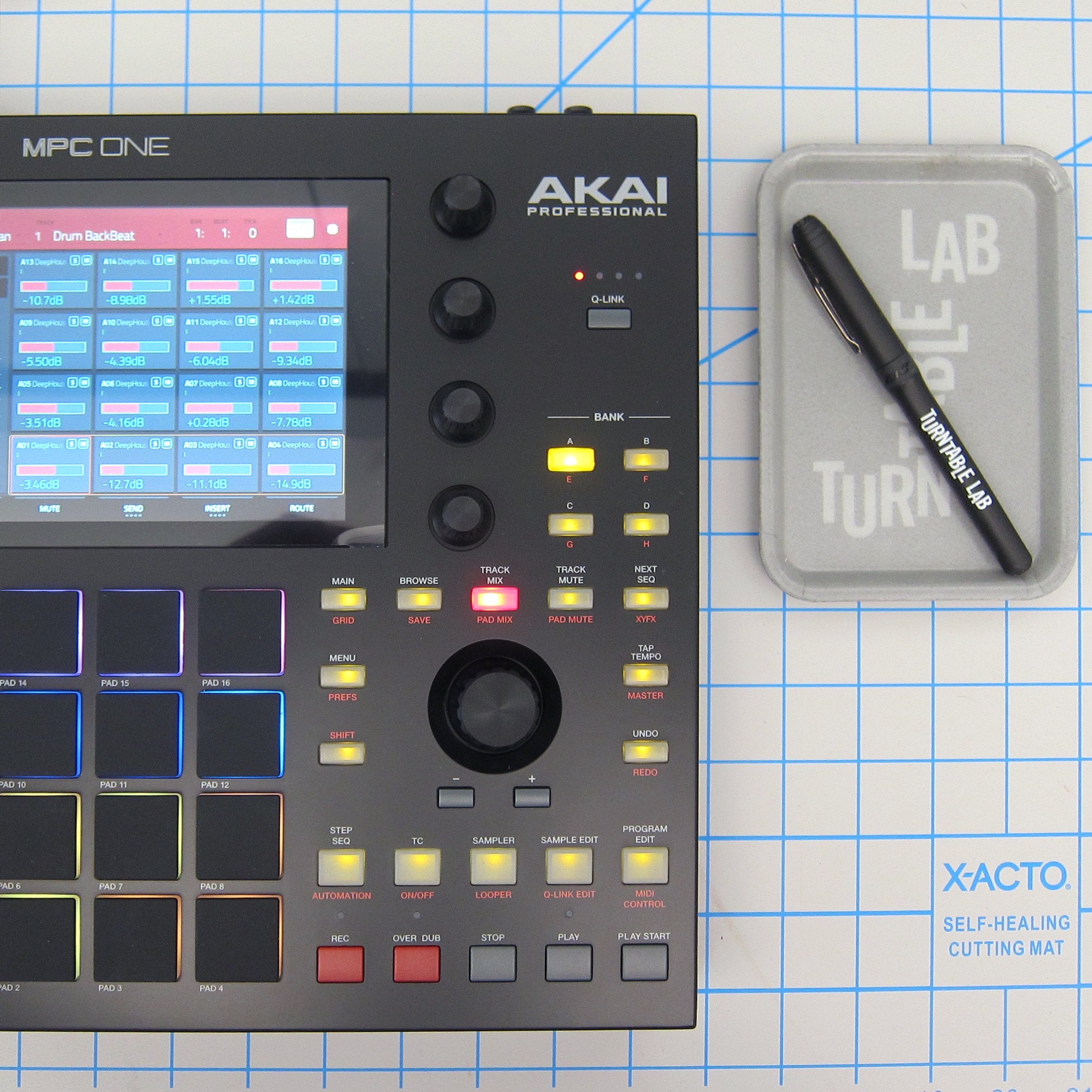 Akai: MPC One Production Workstation