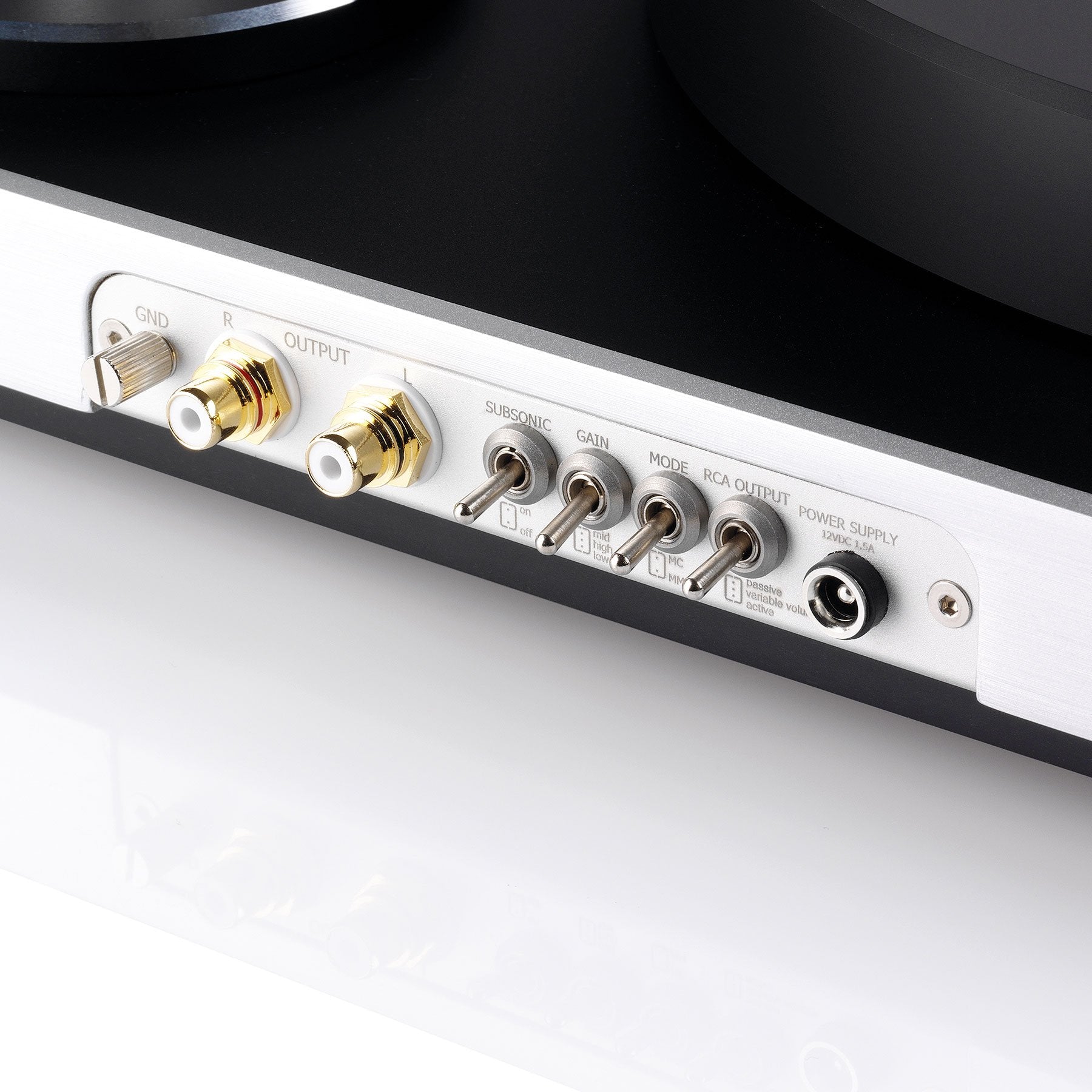 Clearaudio: Concept Active Turntable - Black