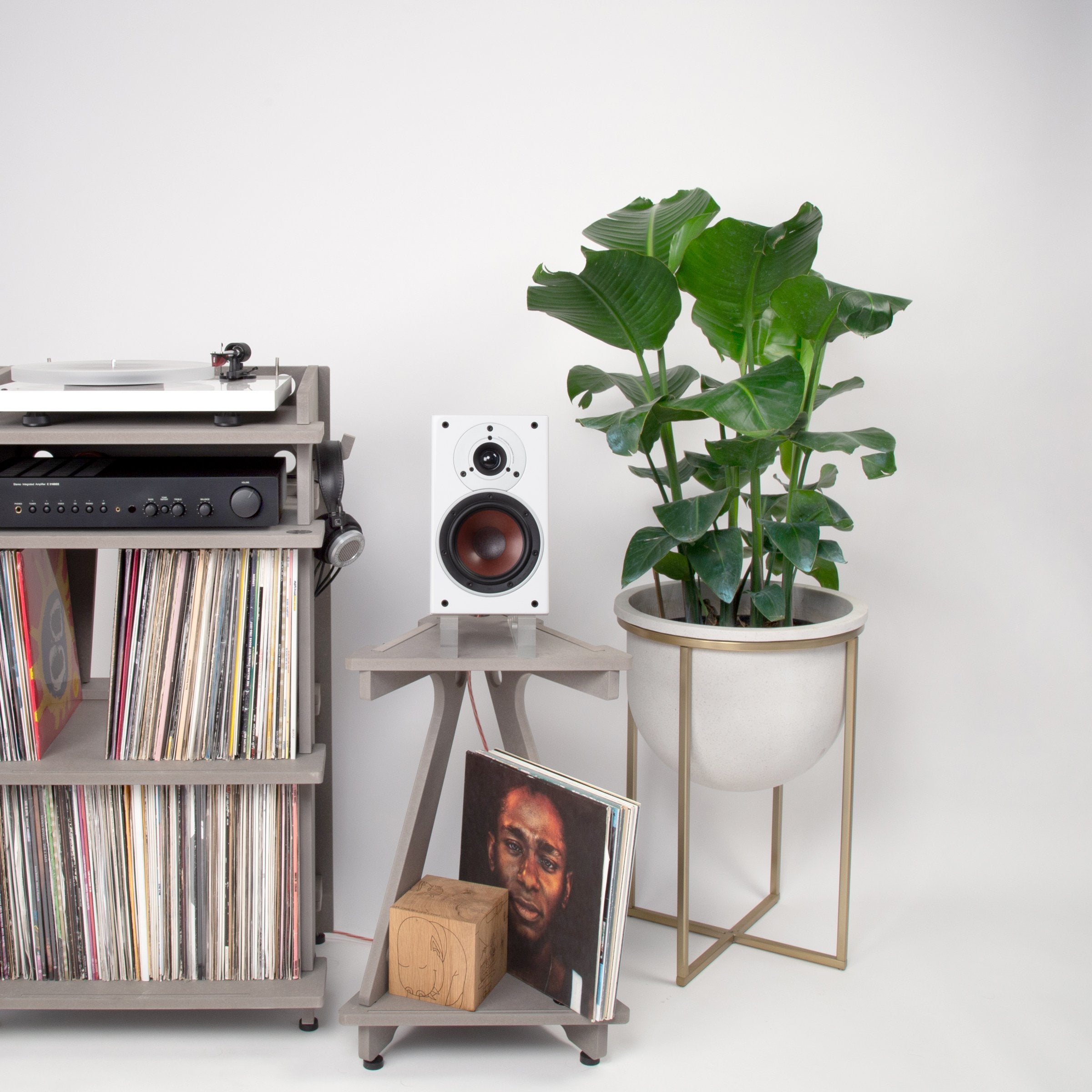 Line Phono: Speaker Stand for Bookshelf Speakers / Sonos