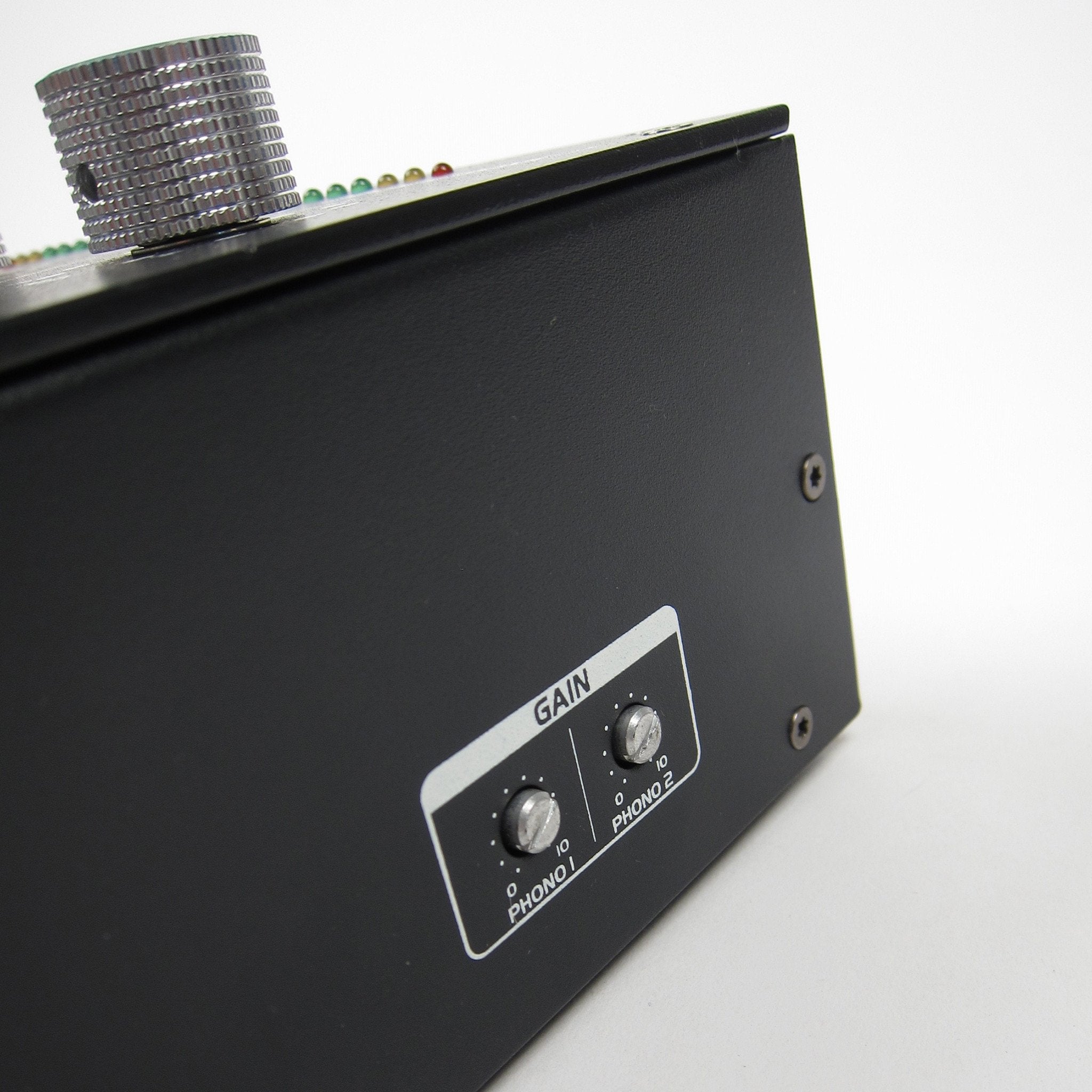 Omnitronic: TRM-202 MK2 Rotary Mixer