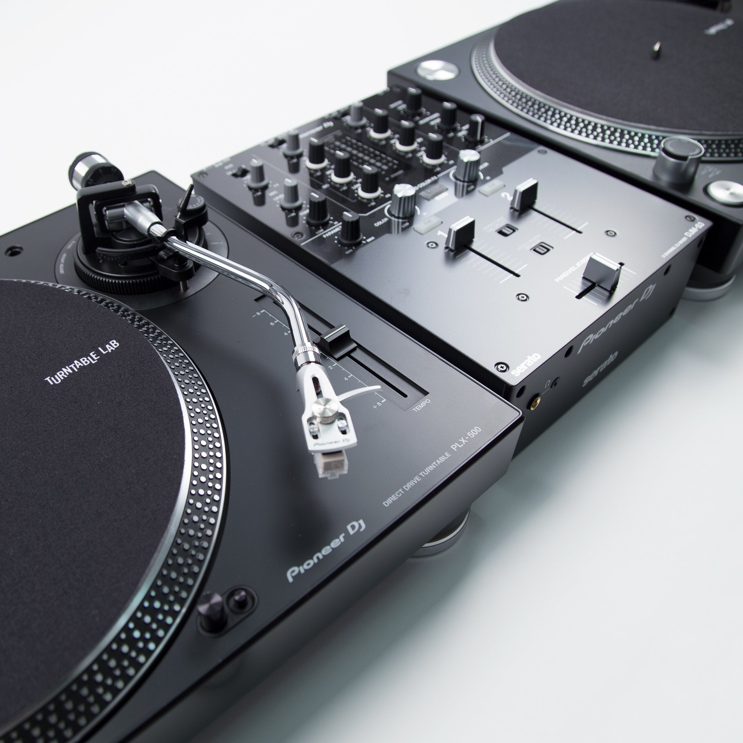 Pioneer: Complete Turntable / Mixer Vinyl DJ Package - Intro detail
