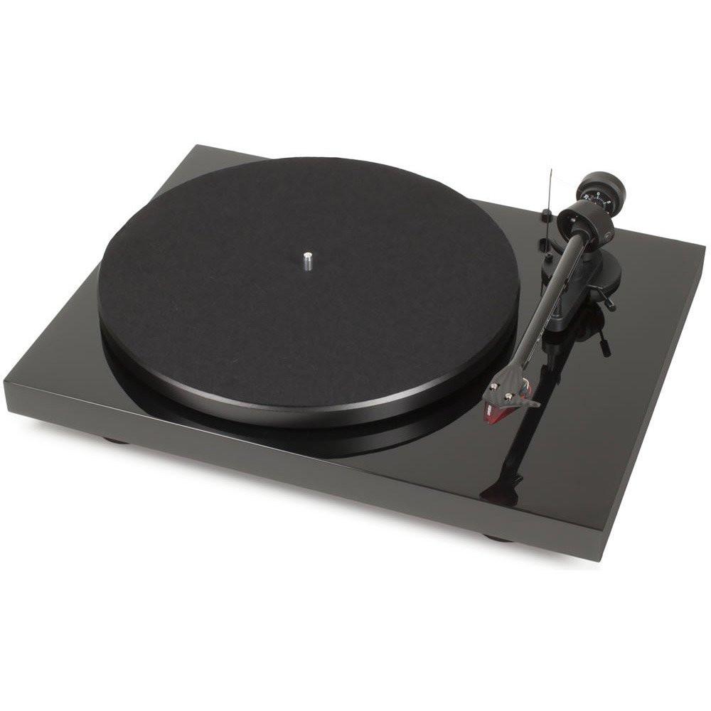 Pro-Ject: Debut Carbon DC Turntable + Phono Box MM Pre-Amp + Audioquest Interconnect Package (TTL Setup)