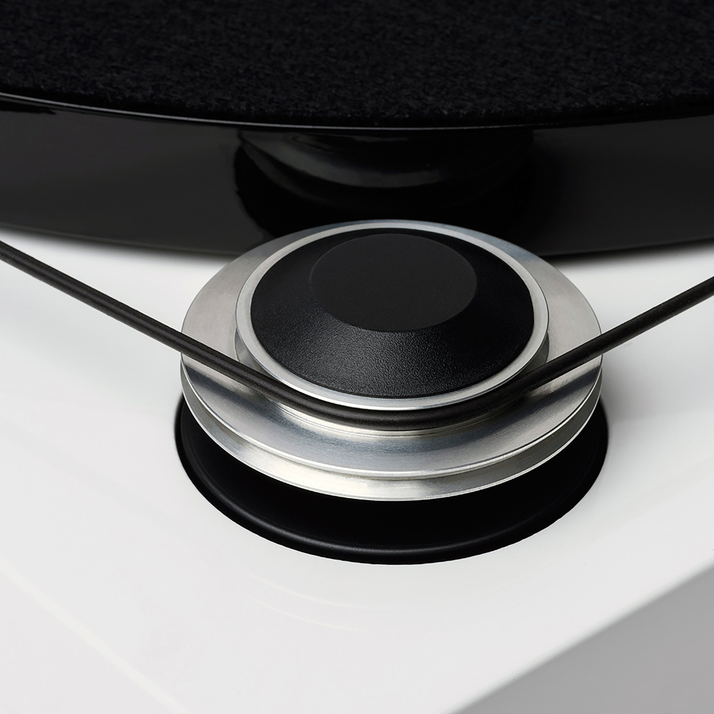 Pro-Ject: Essential III Turntable / Bluetooth - Gloss Black