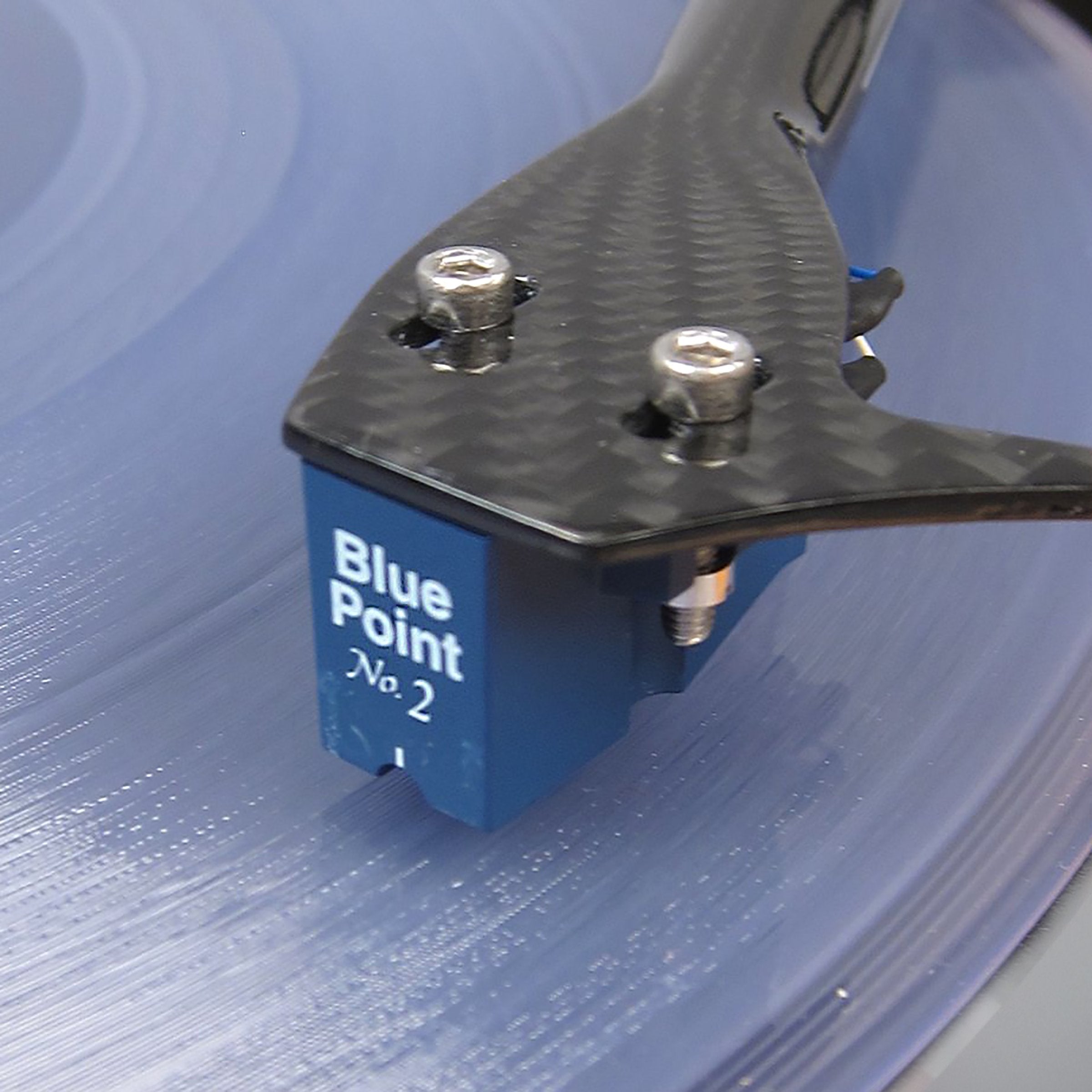Pro-Ject: The Classic SB Turntable (Blue Point No.2) - Walnut - OPEN BOX SPECIAL