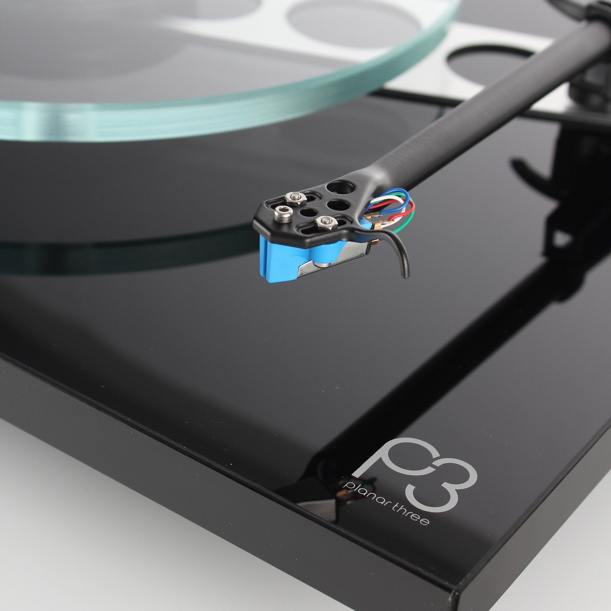 Rega: Planar 3 Turntable w/ Elys 2 - Black