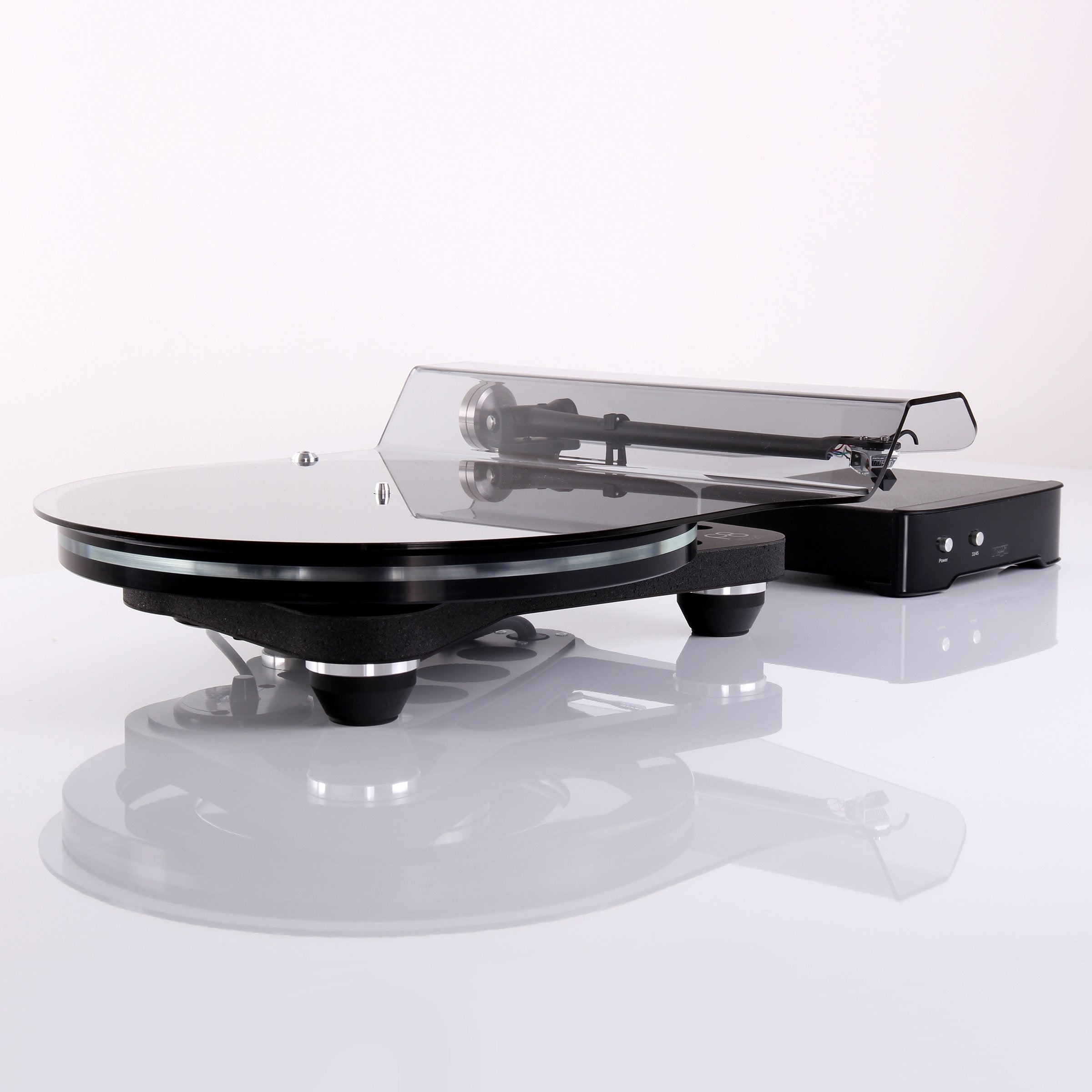 Rega: Planar 8 Turntable