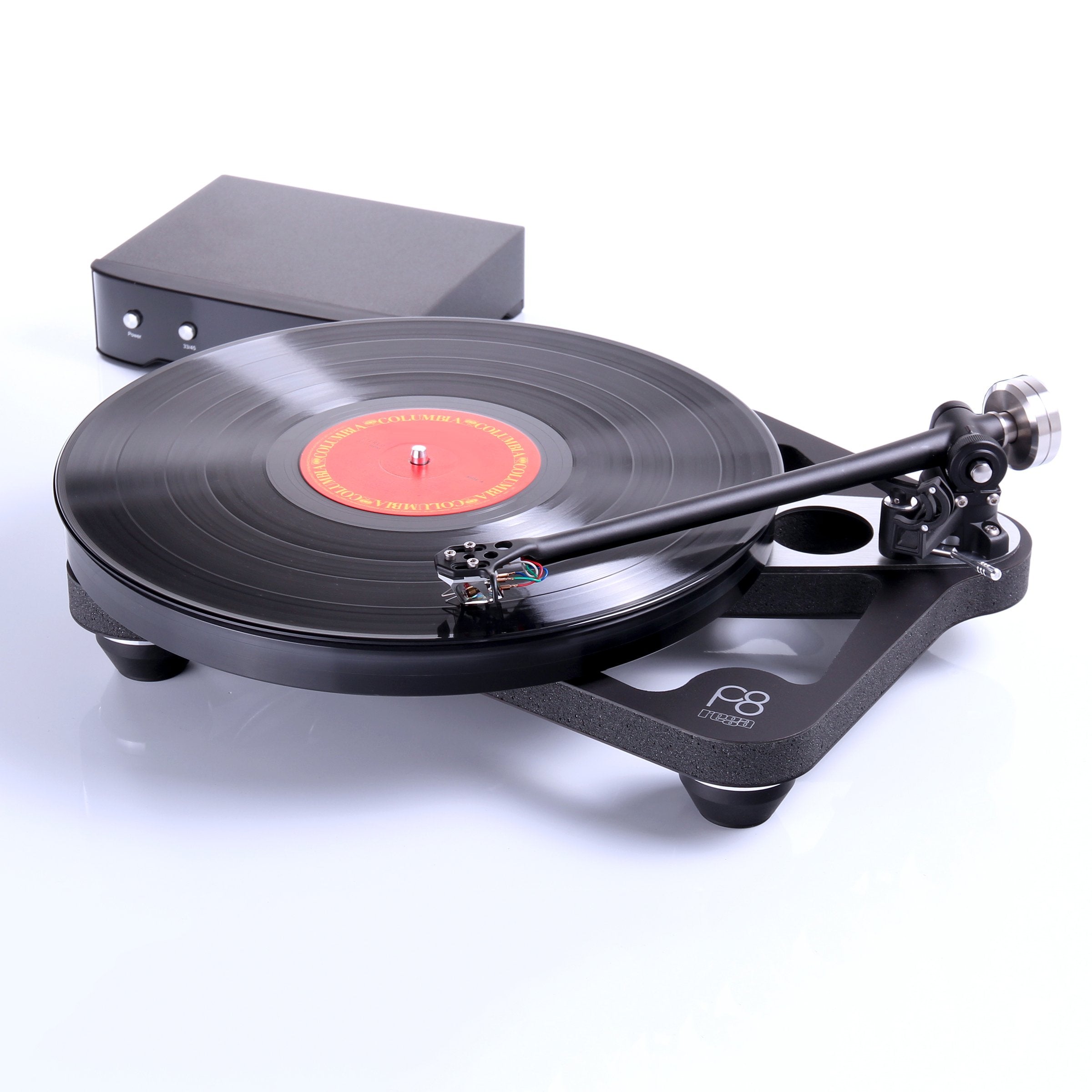 Rega: Planar 8 Turntable