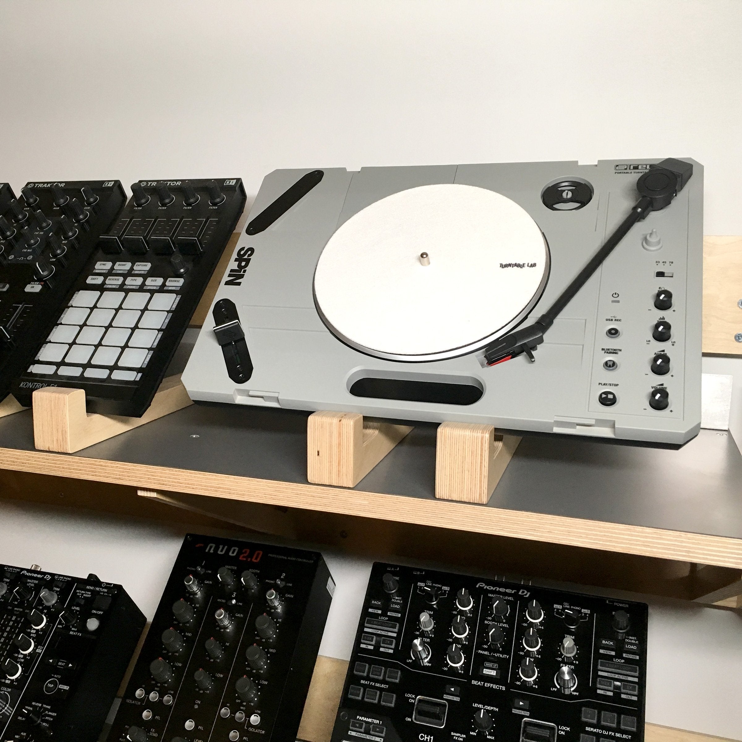 Reloop: SPIN Portable Turntable System