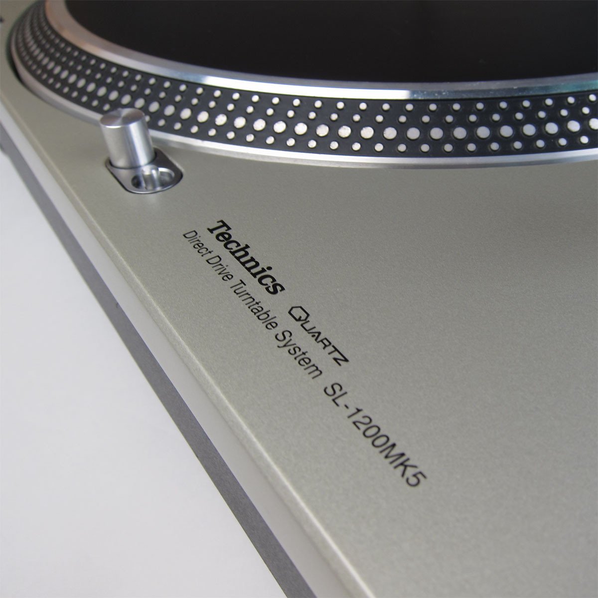 Technics: SL-1200MK5 Turntable - MCC Refurbished light