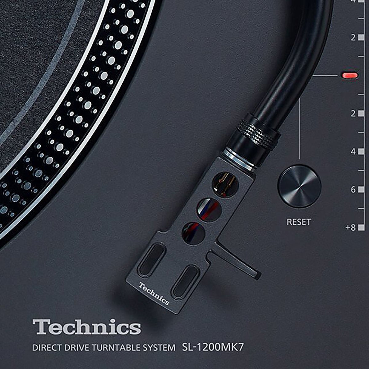 Technics: SL-1200 MK7 Turntable