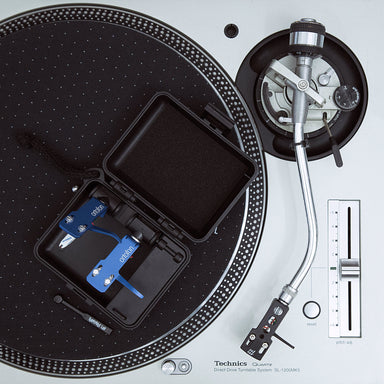 Turntable Lab: Black Box Complete DJ Cartridge Set (OM Scratch) on turntable