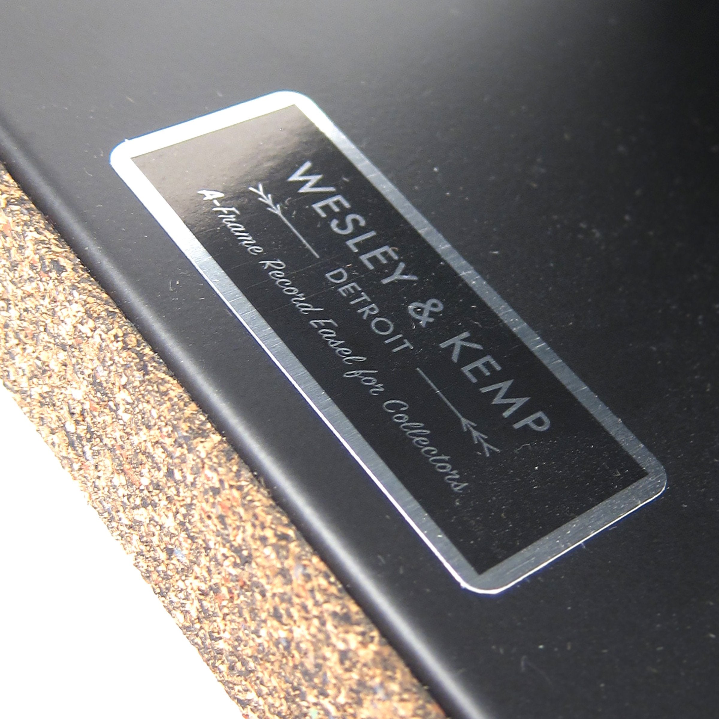 Wesley & Kemp: A-Frame Vinyl Record Display Easel - Matte Black